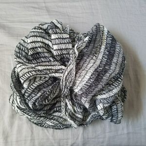 **MOVING SALE** Loose Weave Circle Scarf